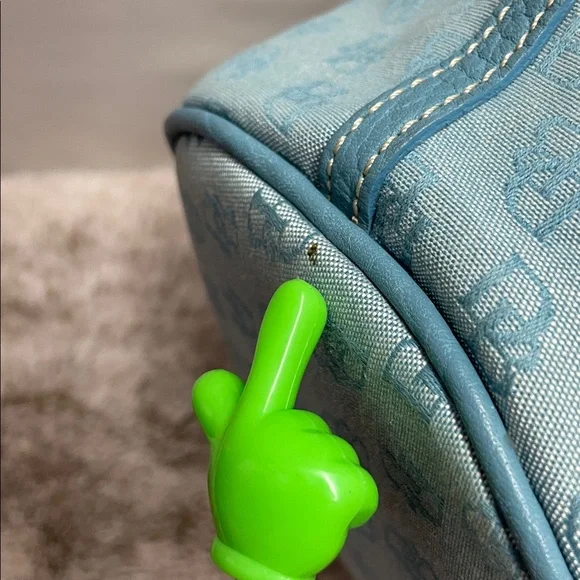 Vintage Dooney & Bourke Small Handbag - Picture 9 of 16